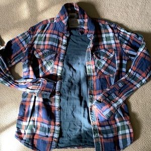 American Eagle Outfitters 100% cotton Athletic Fit plaid flannel shirt Size M